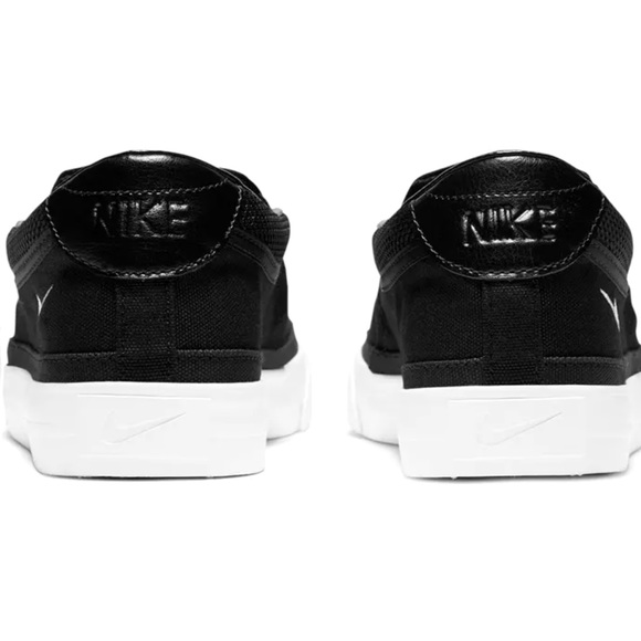 NIKE Court Legacy Sneaker
Size & Width: 8 M
Color: BLACK/WHITE - Picture 2 of 7